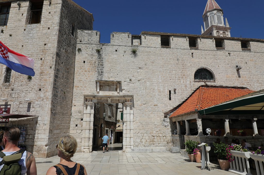 574B2057.jpg -  Trogir 