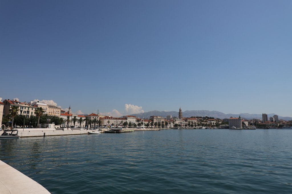 574B2139.jpg -  Split 