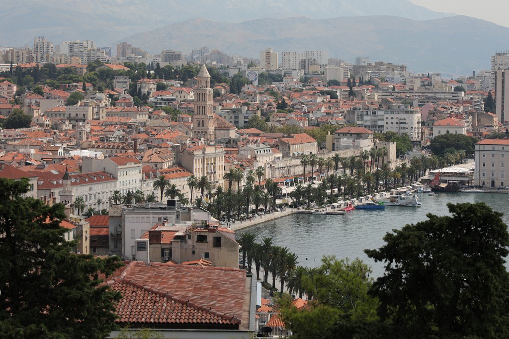 574B2541.jpg -  Split 