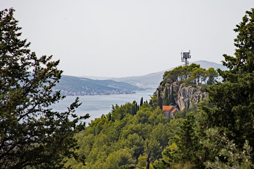 574B2614_c.jpg -  Marjan 