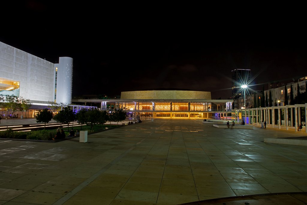 574B3322_c.jpg -  Charles Bronfman Auditorium 