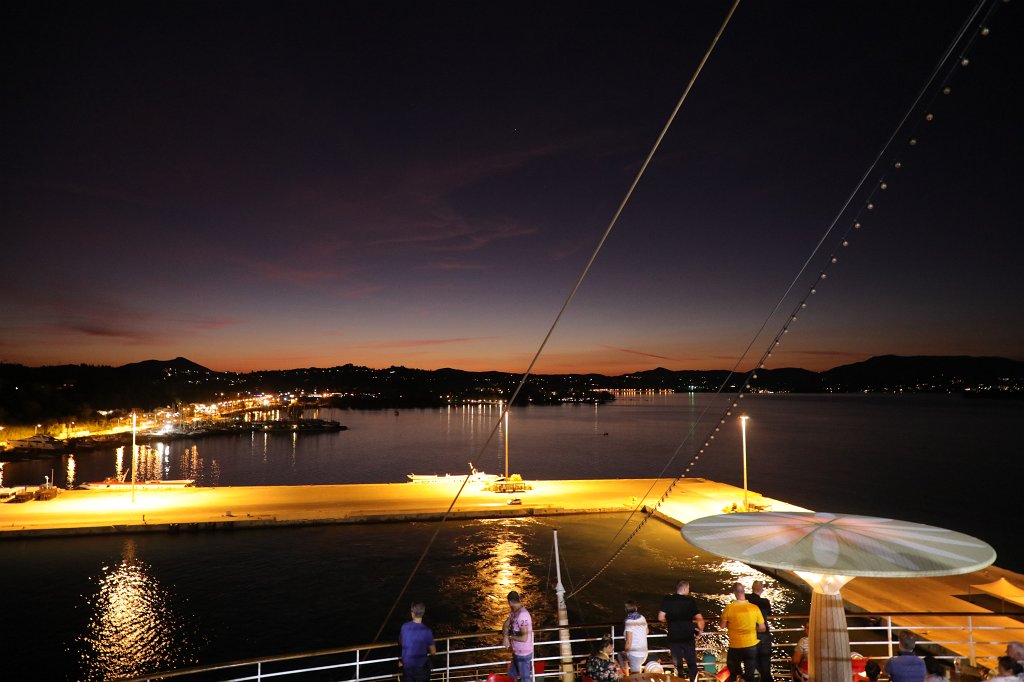 574B3930.JPG - Sailing away from  Corfu  at dusk