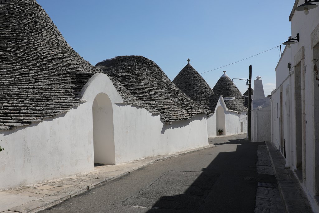 574B3962.JPG - The  Trulli  of  Alberobello 