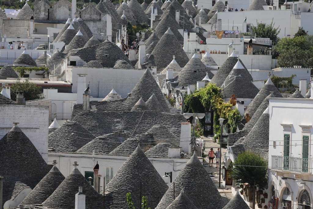 574B3976.JPG - The  Trulli  of  Alberobello 